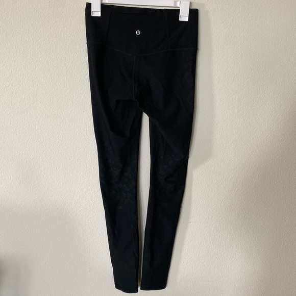 Black lululemon full length leggings size 8 - Picture 2 of 10
